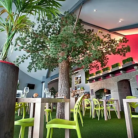 Les Portes D'apcher Hotell