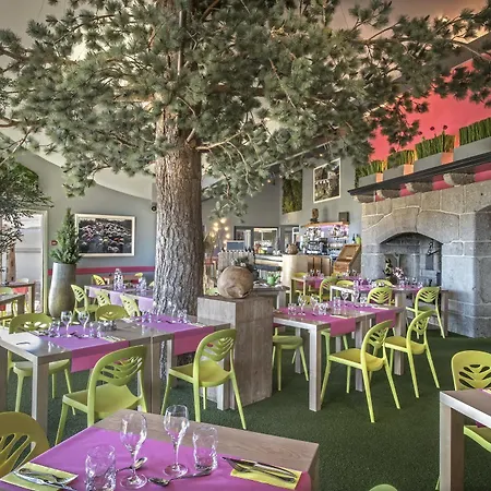 Otel Les Portes D'apcher 3*