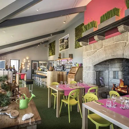 Otel Les Portes D'apcher 3*